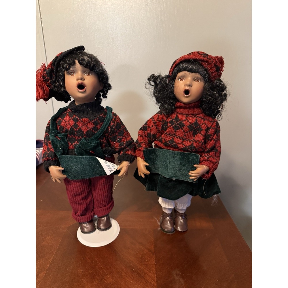 Vtg Christmas Caroler Dolls Set Brunette Burgundy Nordic Velvet Choir Decor 18"